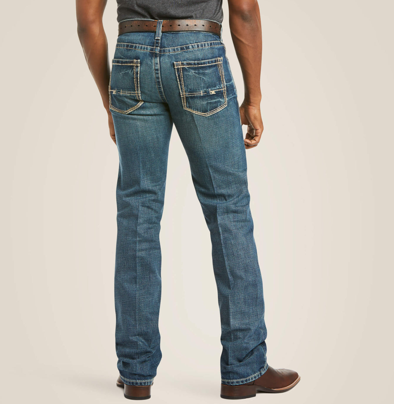 M5 Slim Boundary Stackable Straight Leg Ariat Jean