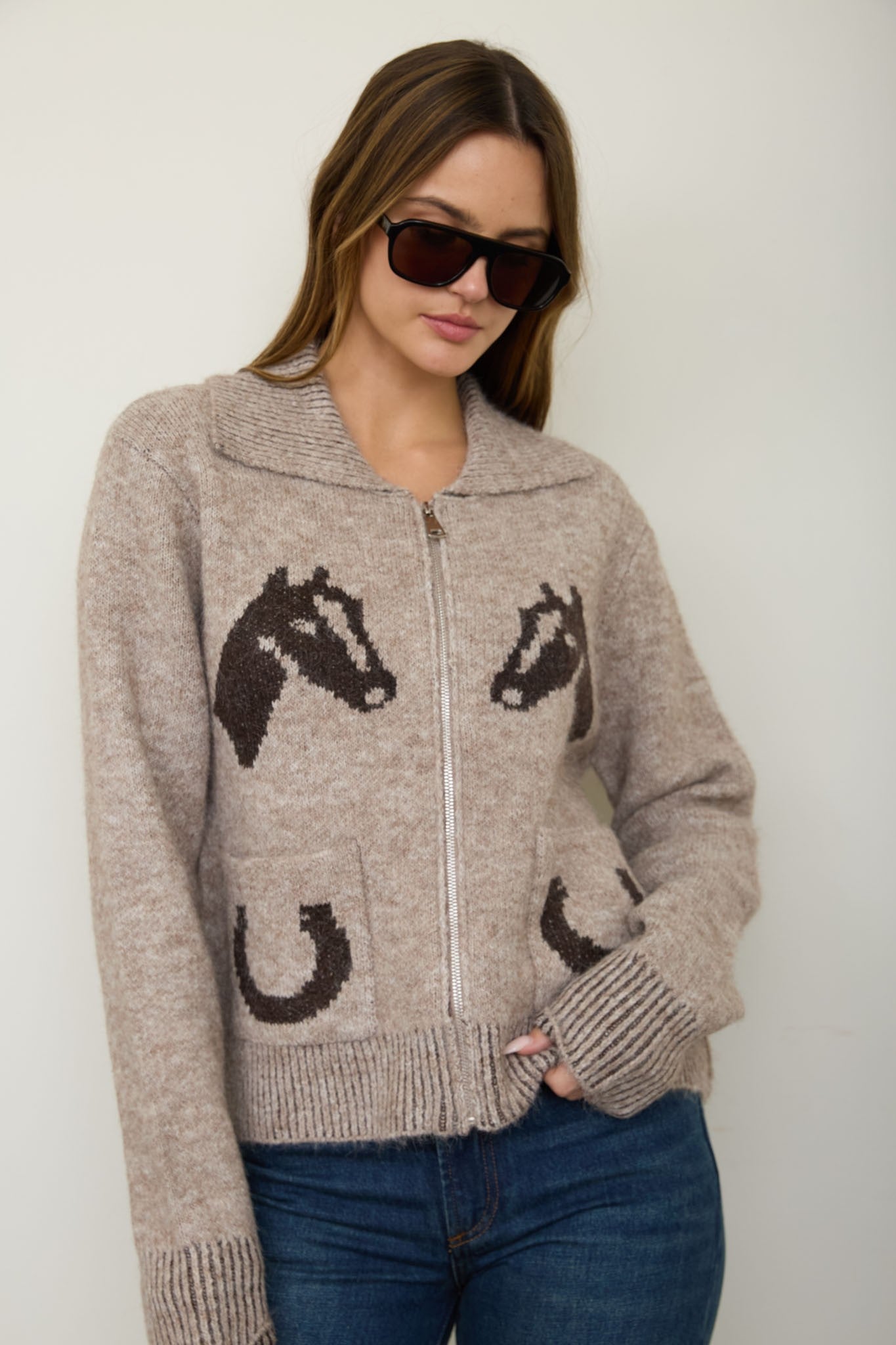 W Western Jacquard Collared Zip-up Knit Cardigan