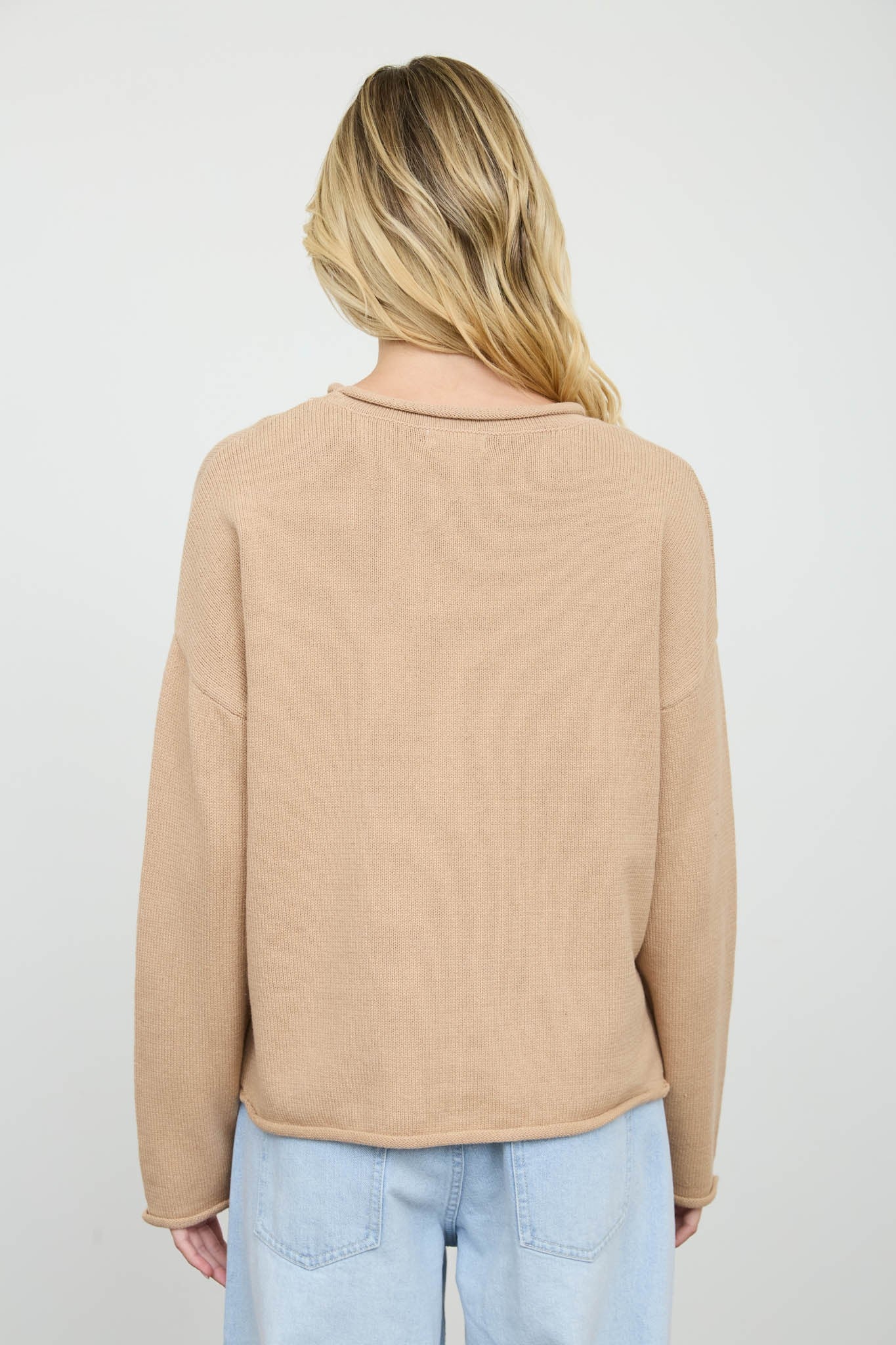 W Horse Jacquard Rolled Edge Knit Pullover Sweater- Khaki