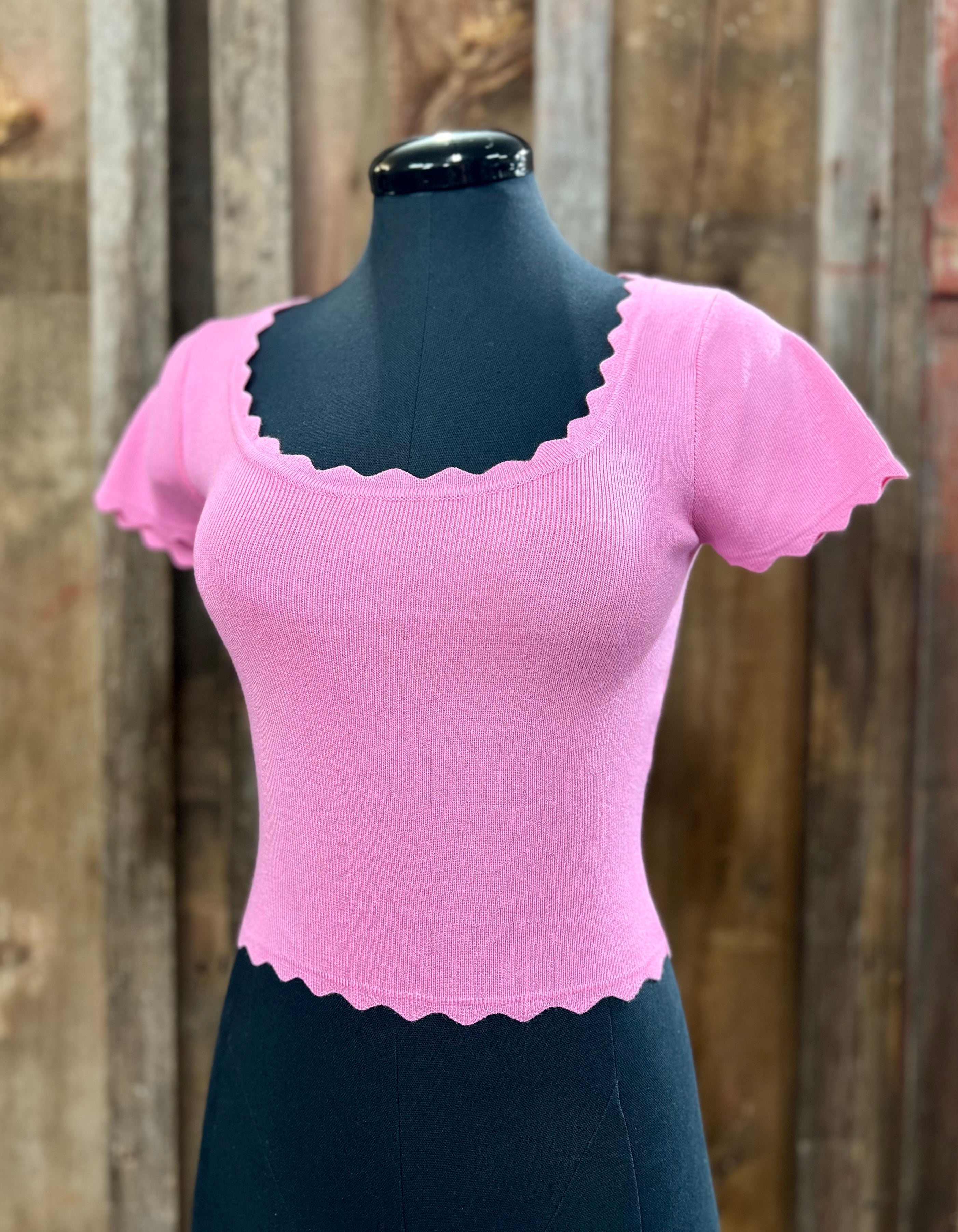 Scalloped Ribbed Top Pink