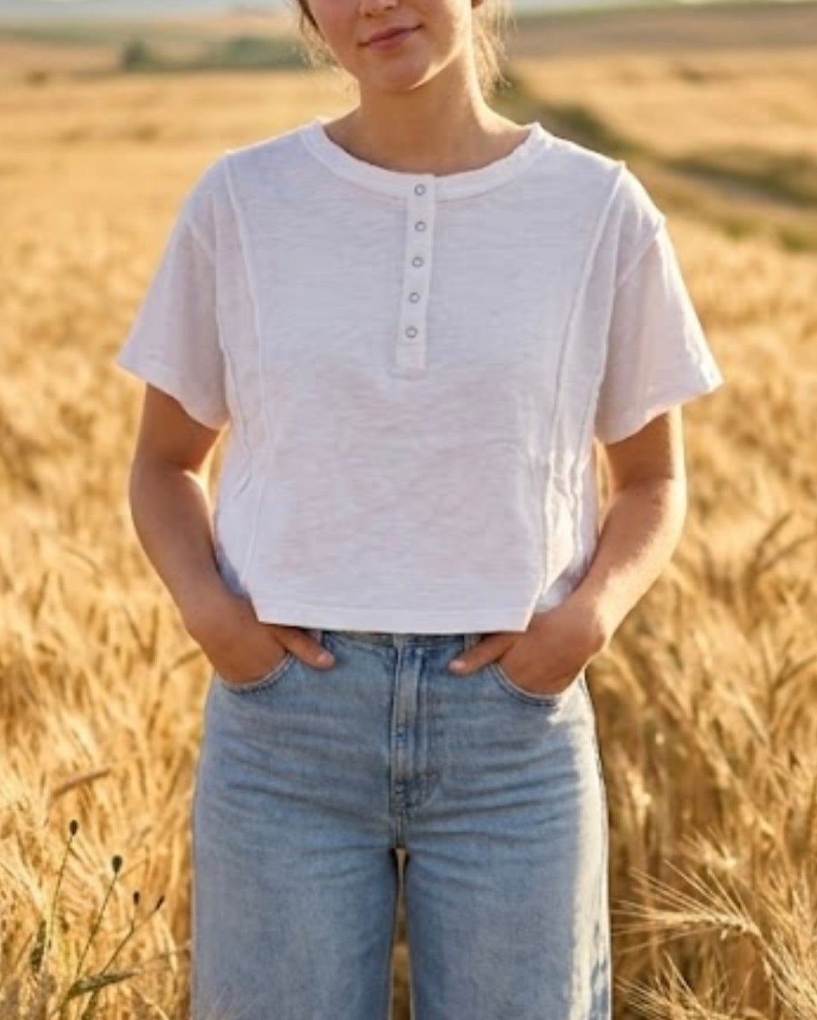 Snap Up Boxy Crop Tee