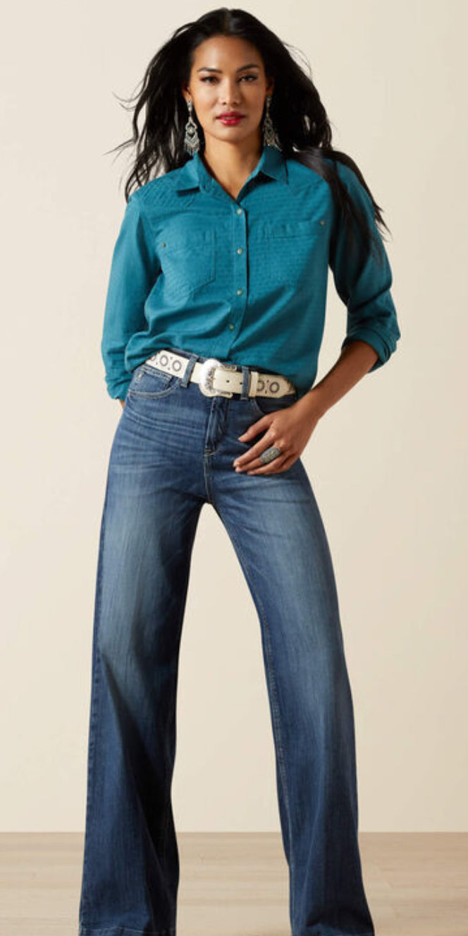 Women’s Ariat Billie Jean Dragonfly Button-Up