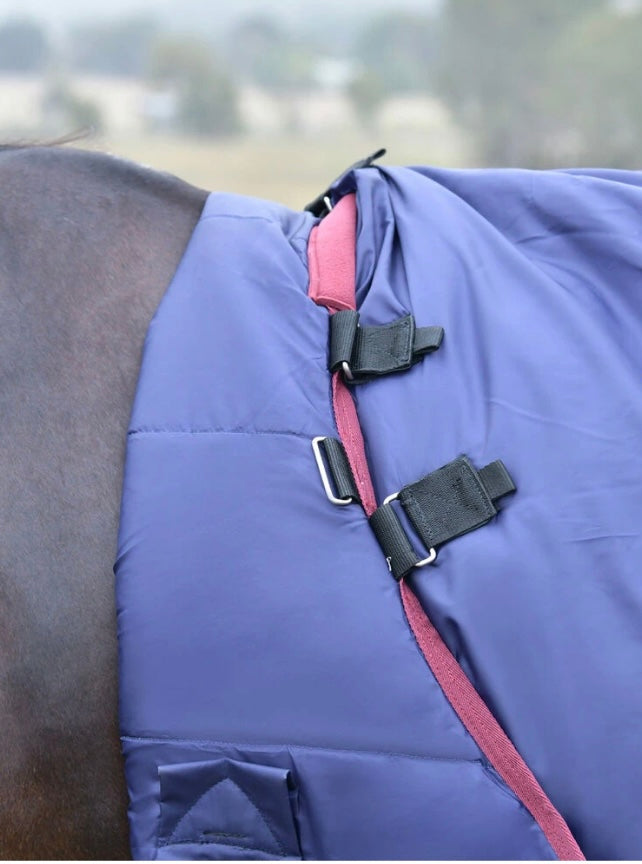 Weatherbeeta ComFiTec Essential Turnout Detach-A-Neck 220G Navy/Burgundy