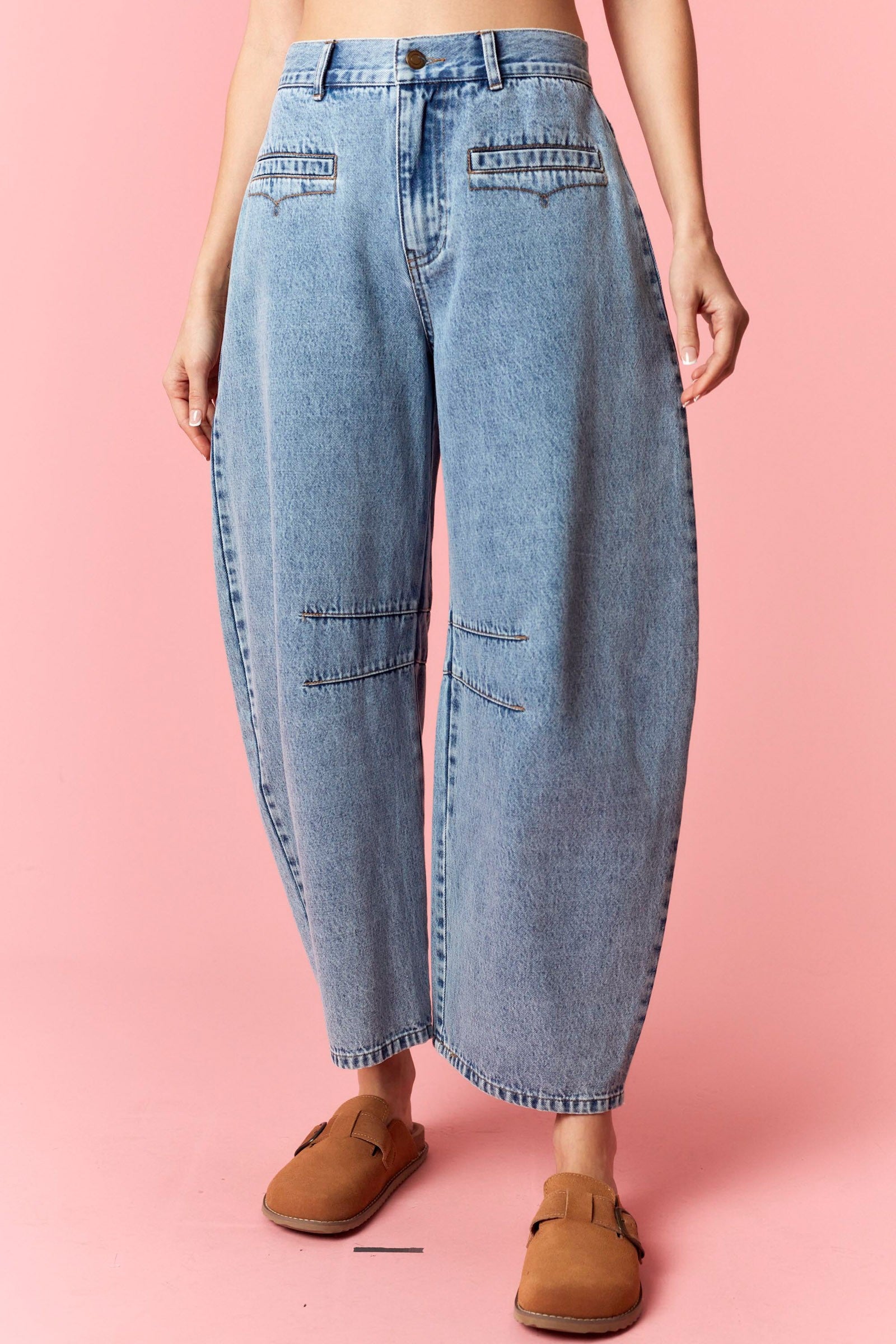 W Stone Washed Embroidered Barrel Jean
