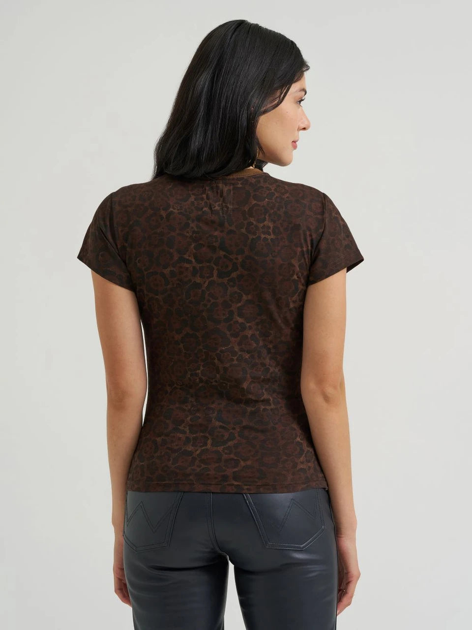 Wrangler Lainey Wilson Leopard "Rodeo Nights" Tee