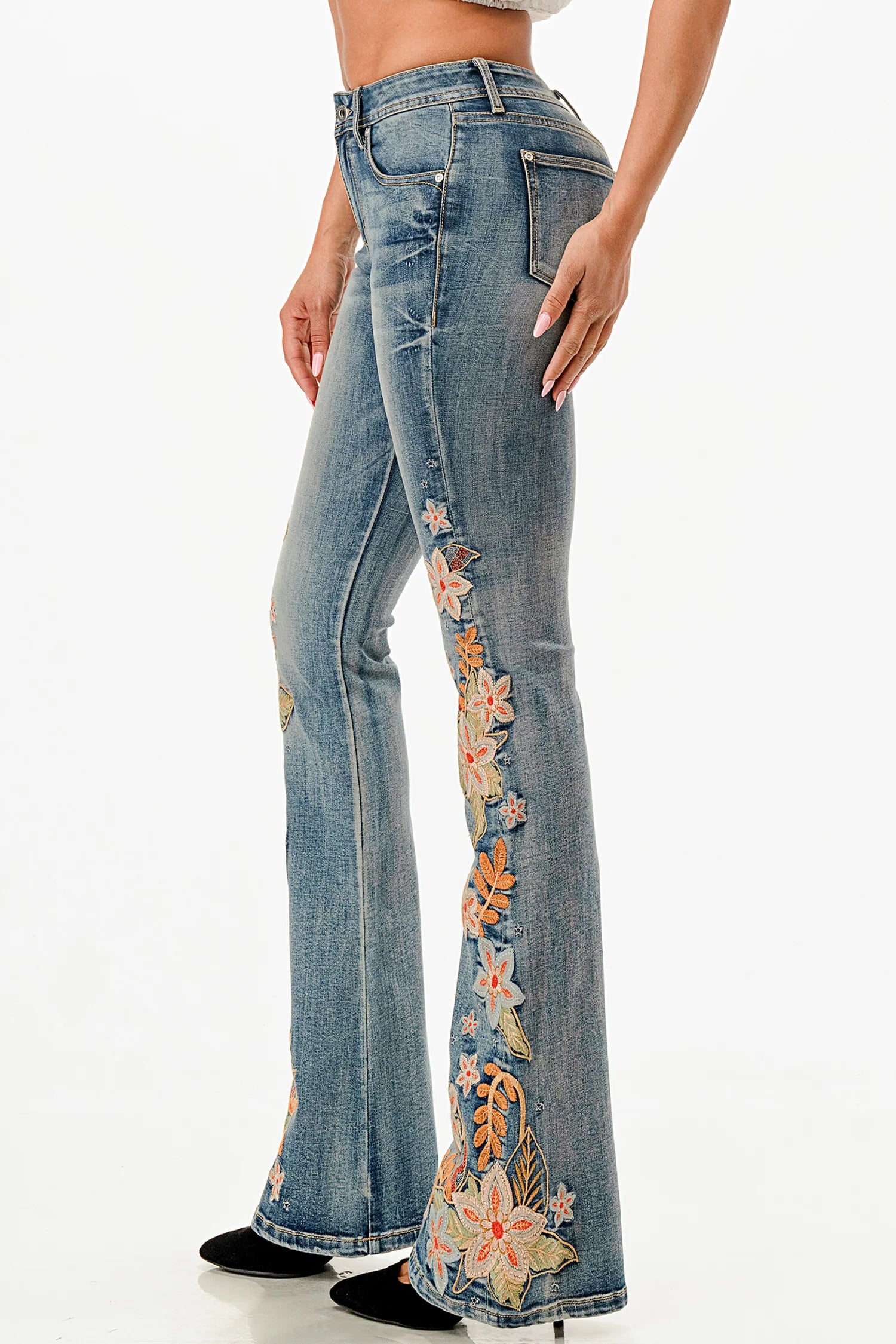 Women’s Grace Floral Colorful Embroidered Flare Jeans